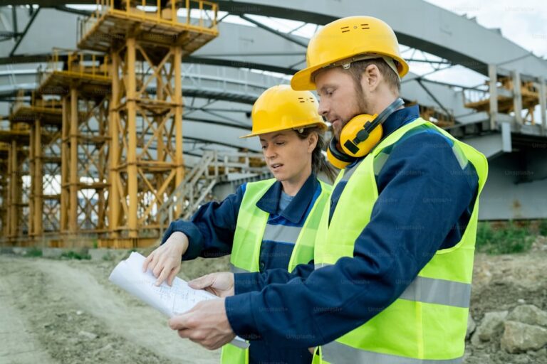 Key Aspects of Project Management in Large Construction Projects