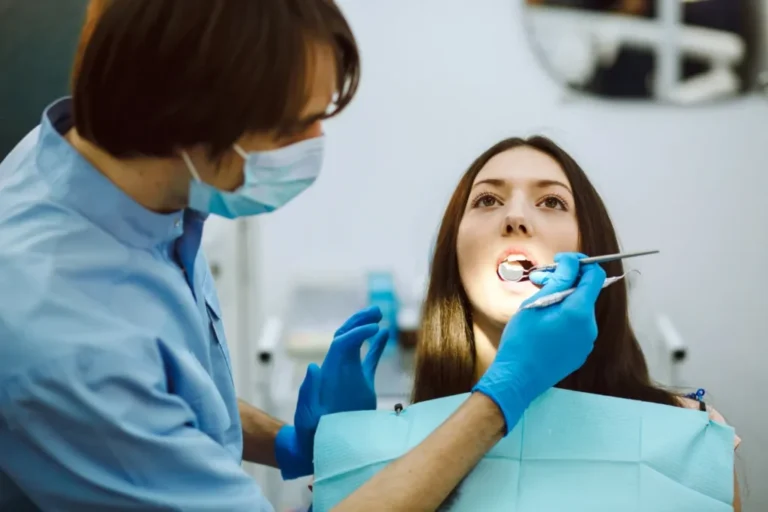 Finding the Right Emergency Dentist in Aurora: Your Guide to Urgent Dental Care