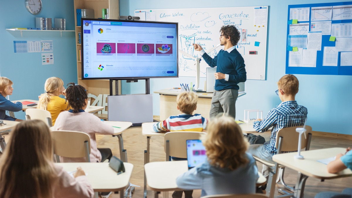 Classroom30x